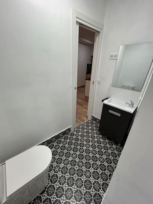 Apartamento Recien Reformado Con 5 Habitaciones Y 3 Banos Мадрид Екстер'єр фото