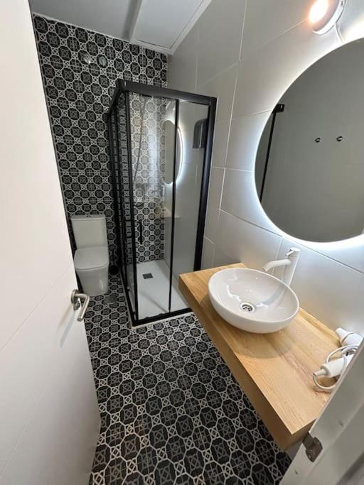 Apartamento Recien Reformado Con 5 Habitaciones Y 3 Banos Мадрид Екстер'єр фото